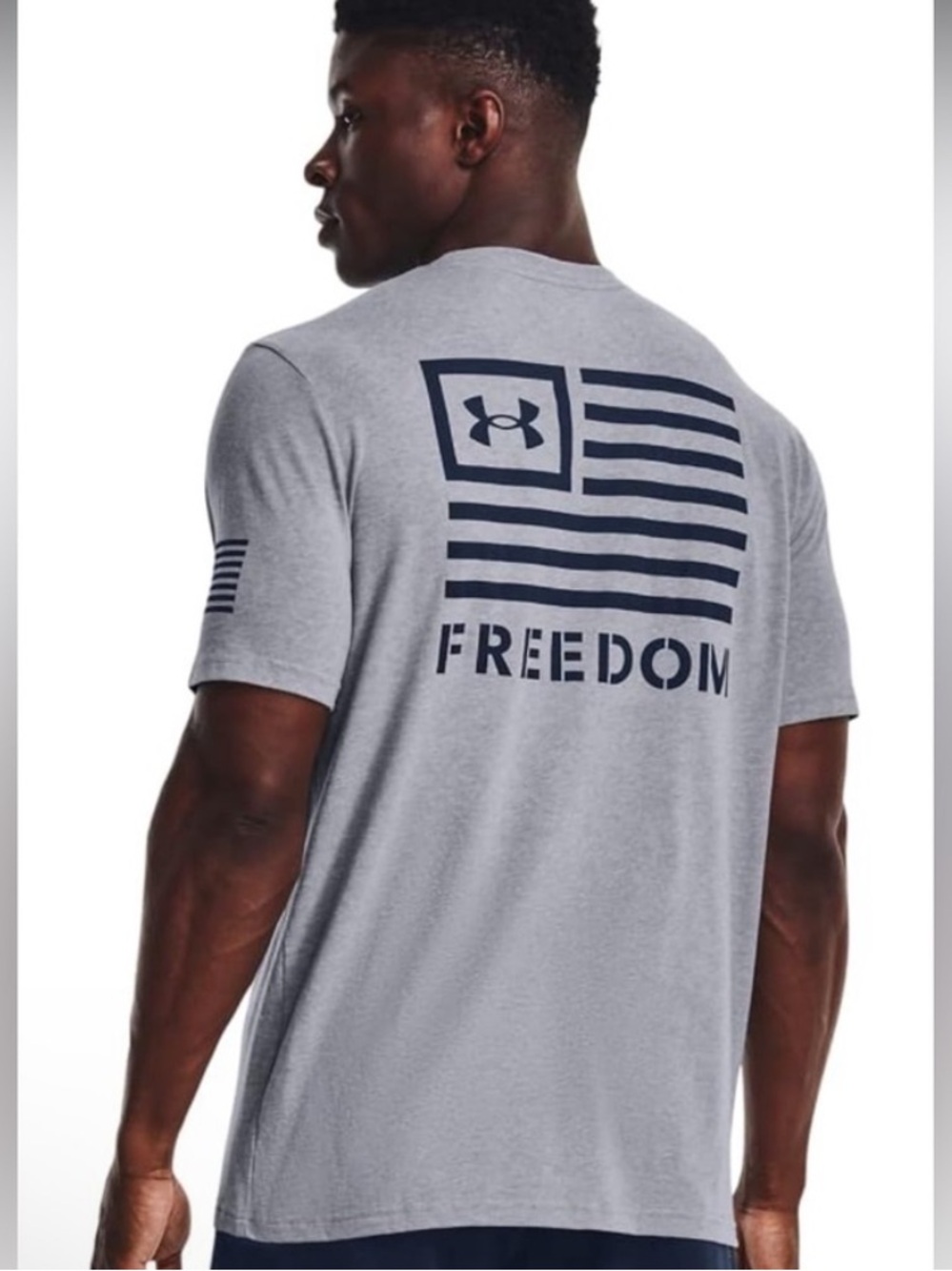 Under Armour Freedom Banner Tee Gray Black Men’s Medium Loose Fit NEW NWT NIP!